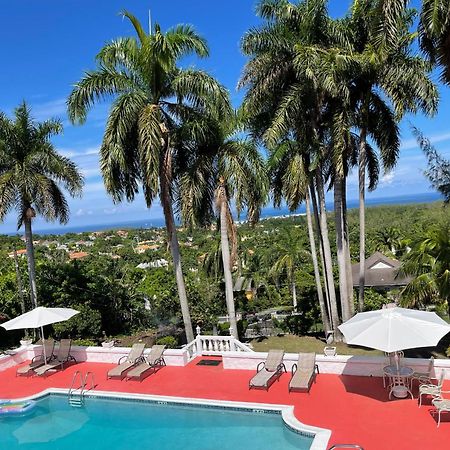 Peaceful Palms Montego Bay Hotell Exteriör bild