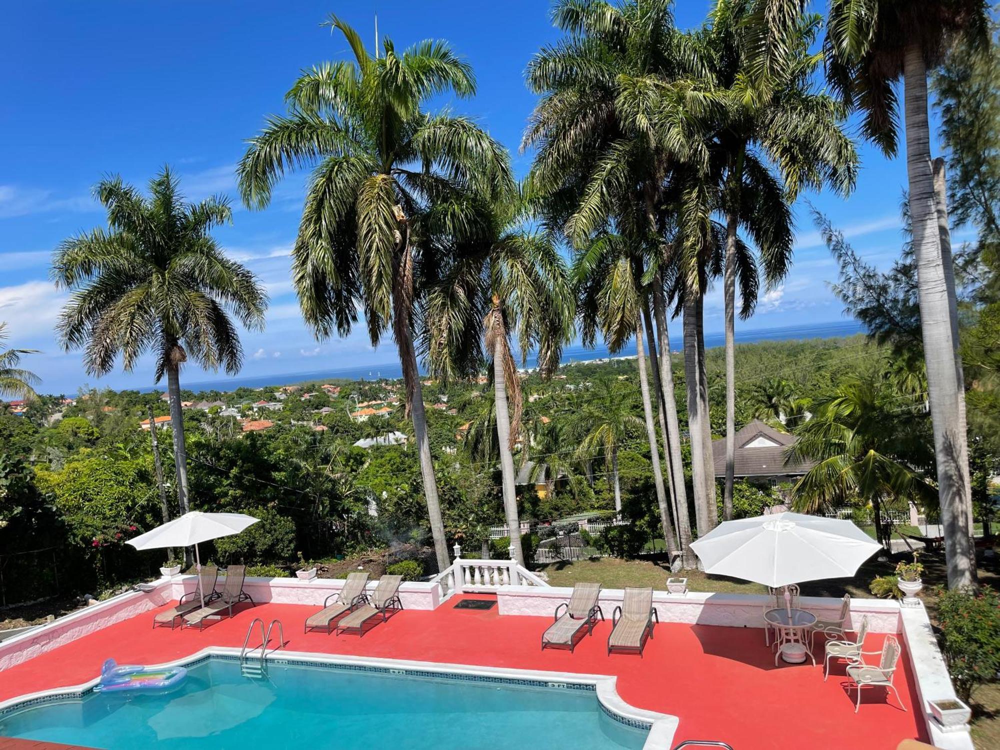 Peaceful Palms Montego Bay Hotell Exteriör bild