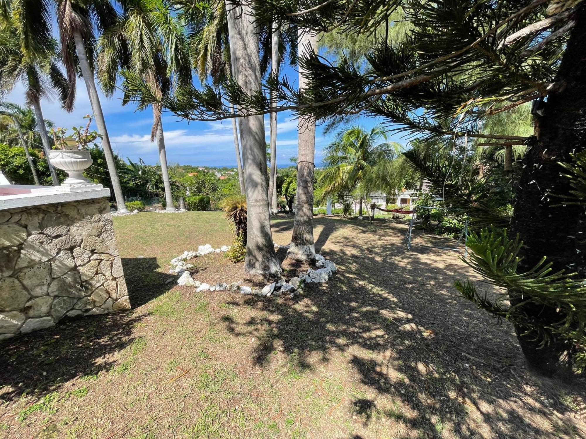 Peaceful Palms Montego Bay Hotell Exteriör bild